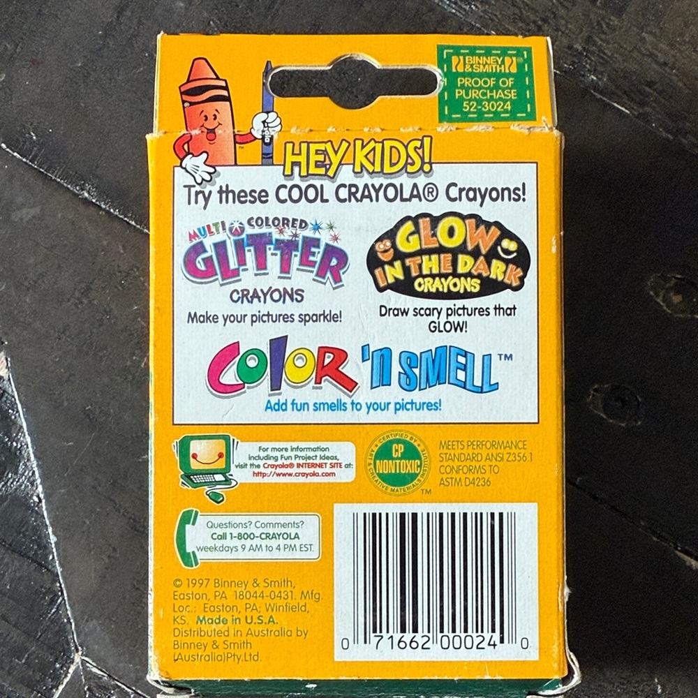 Vintage 1997 Crayola 24ct Crayons